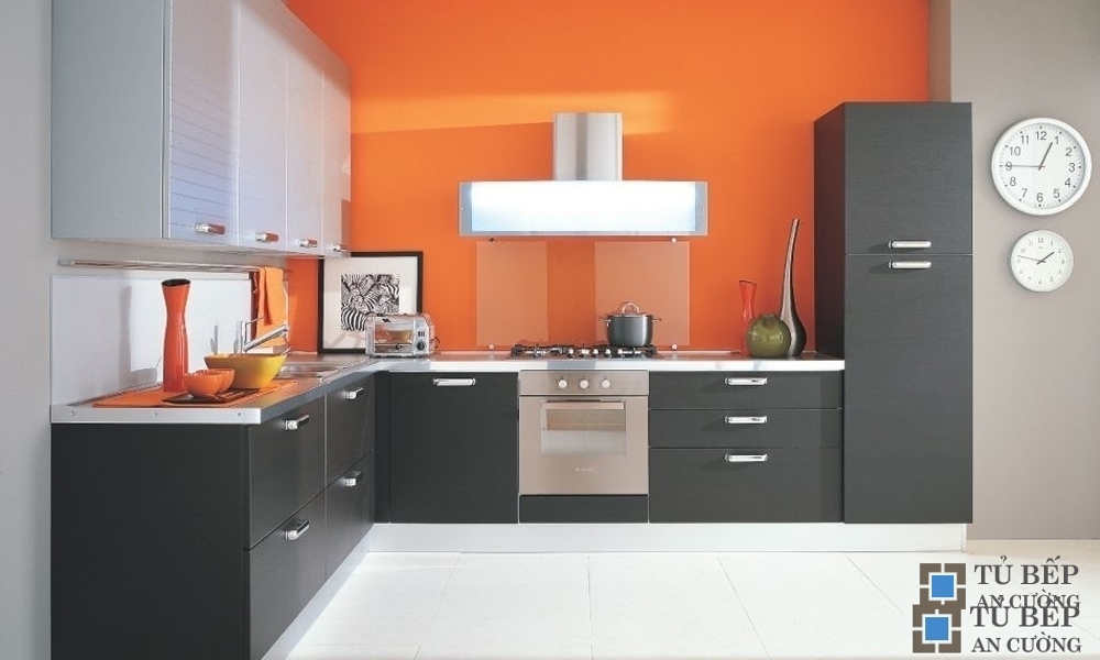 Tủ bếp hiện đại gỗ ép laminate Mẫu 058